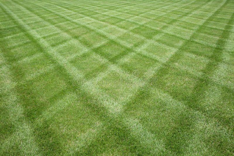 Diamond lawn pattern